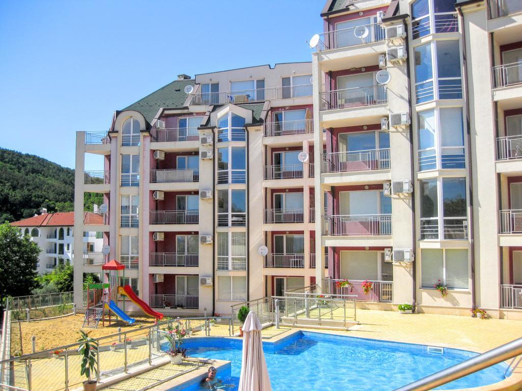 Каварна Хилс Апартаменти - Kavarna Hills Apartments Экстерьер фото